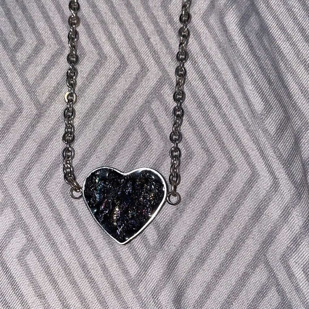 Heart stone necklace🖤💕 will not go lower than the listed price